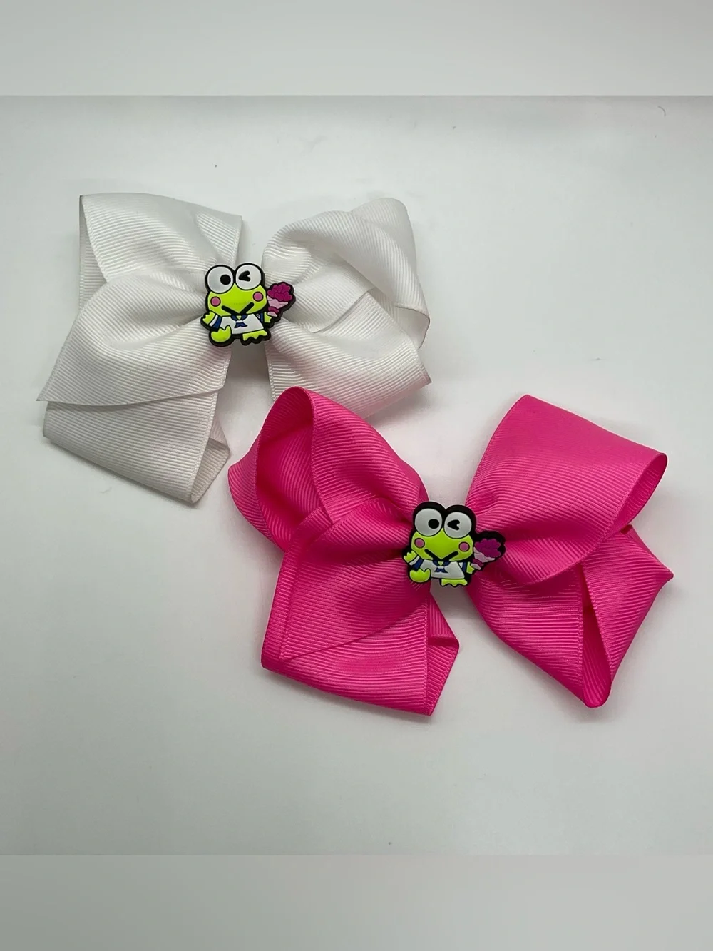 Pair of KEROPIE SANRIO Ribbon Hair Bows in Hot Pink & White Handmade